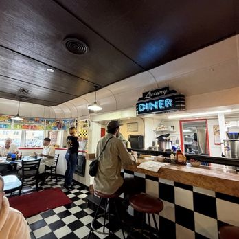 Luxury Diner - Diners Near Me - Cheyenne, Wyoming Luxury Diner - Diners Near Me - Cheyenne, Wyoming