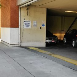 US Post Office - Free covered parking!