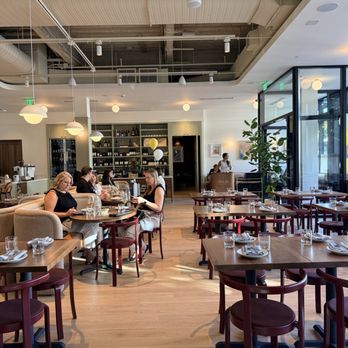 DeLille En Ville - Main dining area near the front - Restaurants Near Me - Seattle, Washington DeLille En Ville - Main dining area near the front - Restaurants Near Me - Seattle, Washington
