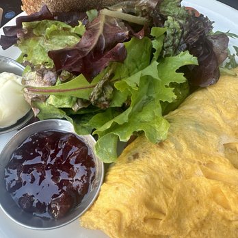 Urth Caffé - Orange - Omelette - Coffee & Tea Near Me - Orange, California