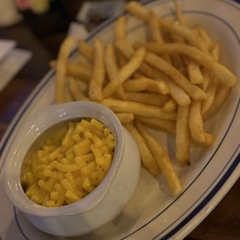 Broadway Diner - Mac and cheese 5/10 - Diners Near Me - Hicksville, New York Broadway Diner - Mac and cheese 5/10 - Diners Near Me - Hicksville, New York