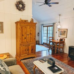 Belle de Jour Inn - Caretakers Cottage (K) porch w/seating area; landscape views