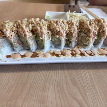 Sushiholic - 7. Amber Roll - Sushi Bars Near Me - La Mirada, California