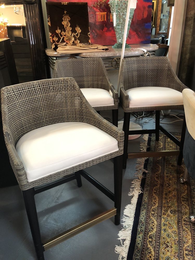 PAST PERFECT CONSIGNMENT Updated October 2024 52 Photos & 18