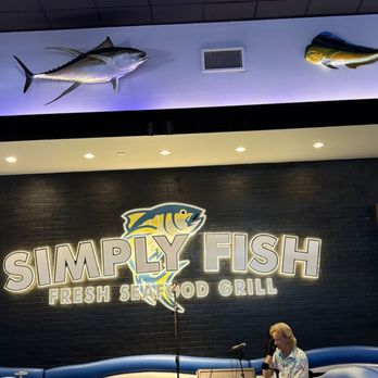 Simply Fish Seafood - An entertainer - Fish & Chips Near Me - Costa Mesa, California