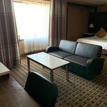 LA Crystal Hotel - King exec - Hotels Near Me - Carson, California