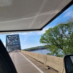 84 RV Rentals & Service