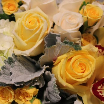 The Hidden Garden - A perfectly balanced mix - Florists Near Me - Los Angeles, California The Hidden Garden - A perfectly balanced mix - Florists Near Me - Los Angeles, California