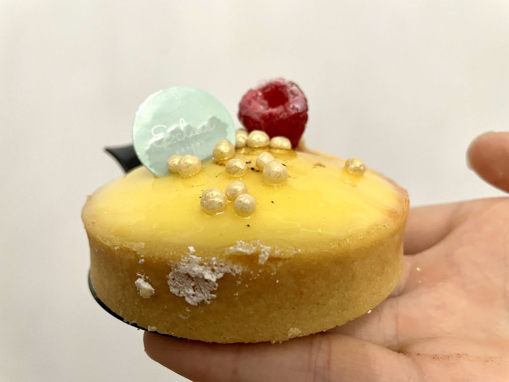 Eclair Bakery