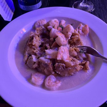 Mambo Empanadas - Tri-Fongo with garlic shrimp was sweeter than It was garlicky. - Peruvian Near Me - Rutherford, New Jersey