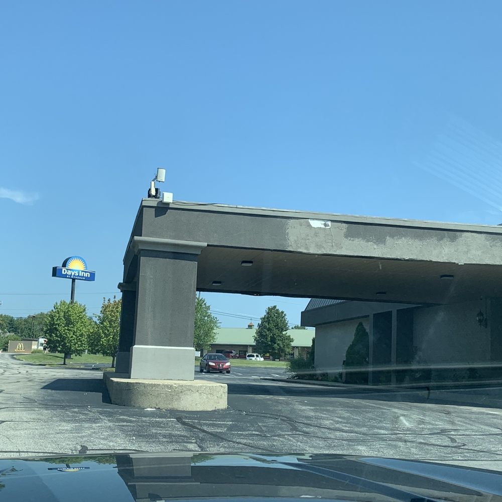 Days Inn by Wyndham Morehead - Not quite the same as the stock-photo used on their website . . . - Hotels Near Me - Morehead, Kentucky