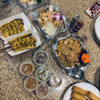 Lone Tree Thai Cuisine - Thai Near Me - Brentwood, California