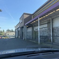 Goldie's Shoreline Casino - Exterior