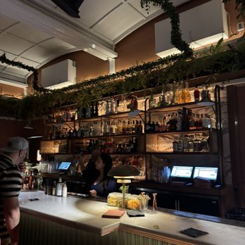 Bar Lis - Lounges Near Me - Los Angeles, California