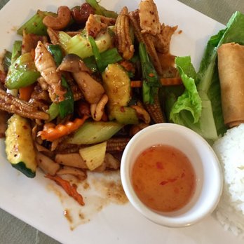 Bua Thai - Cashew Chicken, again - Thai Near Me - Poway, California Bua Thai - Cashew Chicken, again - Thai Near Me - Poway, California