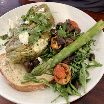 Fig & Ginger - The Omelette - Breakfast & Brunch Near Me - Honolulu, Hawaii Fig & Ginger - The Omelette - Breakfast & Brunch Near Me - Honolulu, Hawaii