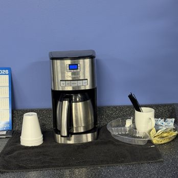 Bluewater Laundry - Free coffee bar - Laundromat Near Me - Knoxville, Tennessee
