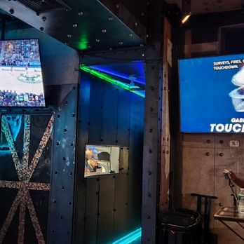 The Steel Mill - And football And a DJ - Cocktail Bars Near Me - Brooklyn, New York The Steel Mill - And football And a DJ - Cocktail Bars Near Me - Brooklyn, New York