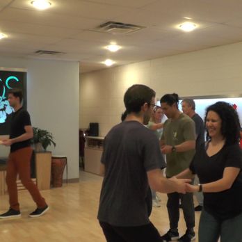 Hiland Dance Studio - Vibrant Smile! :-)

Salsa Intermediate Partnerwork - Dance Studios Near Me - Albuquerque, New Mexico