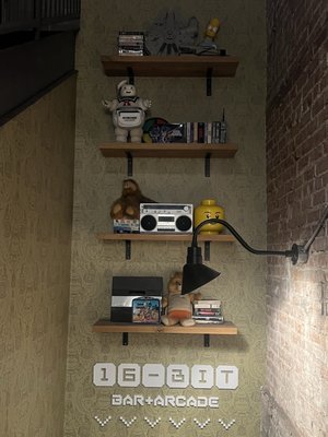 16-Bit Bar+Arcade by null