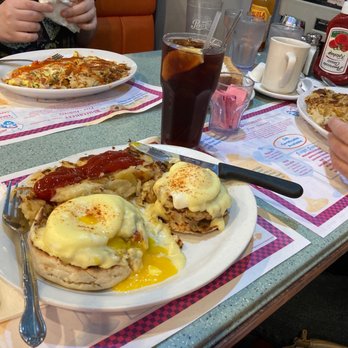 Buccaneer Diner - Western Omlete, Farmer 's Omelette, Crab cake Benedict, Ice Tea, Pepsi, coffee - Diners Near Me - East Elmhurst, New York