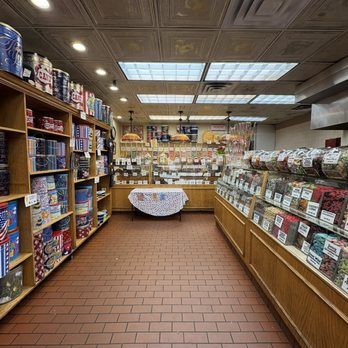 Candyland - Candy Stores Near Me - Saint Paul, Minnesota Candyland - Candy Stores Near Me - Saint Paul, Minnesota