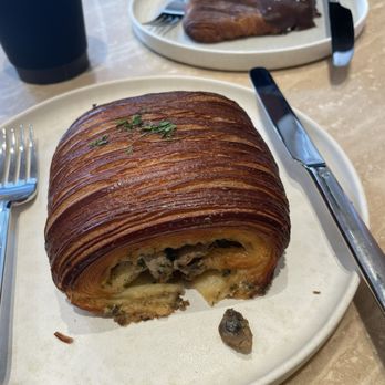 Salswee - Mushroom suisse, flatiron croissant - Bakeries Near Me - New York, New York Salswee - Mushroom suisse, flatiron croissant - Bakeries Near Me - New York, New York