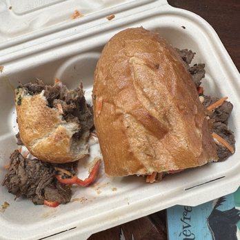 Faregrounds - Thai Basil Steak - Sandwiches Near Me - Beverly Hills, California
