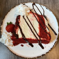 Shrodi's - Cucina di Maria - Red velvet cheesecake