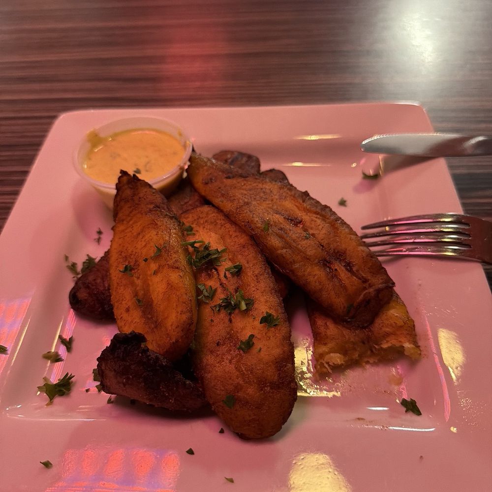 Jambo Cafe - Cinnamon-Dusted Plantains - Caribbean Near Me - Santa Fe, New Mexico Jambo Cafe - Cinnamon-Dusted Plantains - Caribbean Near Me - Santa Fe, New Mexico