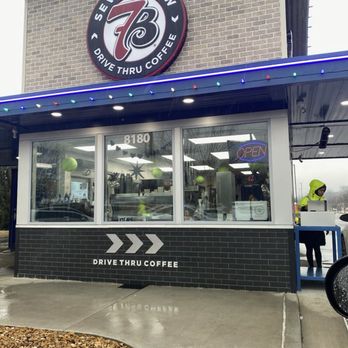 7 Brew Coffee - Coffee building - Coffee & Tea Near Me - Florissant, Missouri