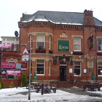 The Lloyd's Hotel - Pubs Near Me - Manchester, XGM