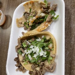 Carne asada street tacos
