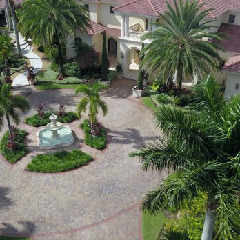 Silver Moon Landscapes - an aerial view of a luxury home - Landscaping Near Me - Sarasota, Florida Silver Moon Landscapes - an aerial view of a luxury home - Landscaping Near Me - Sarasota, Florida