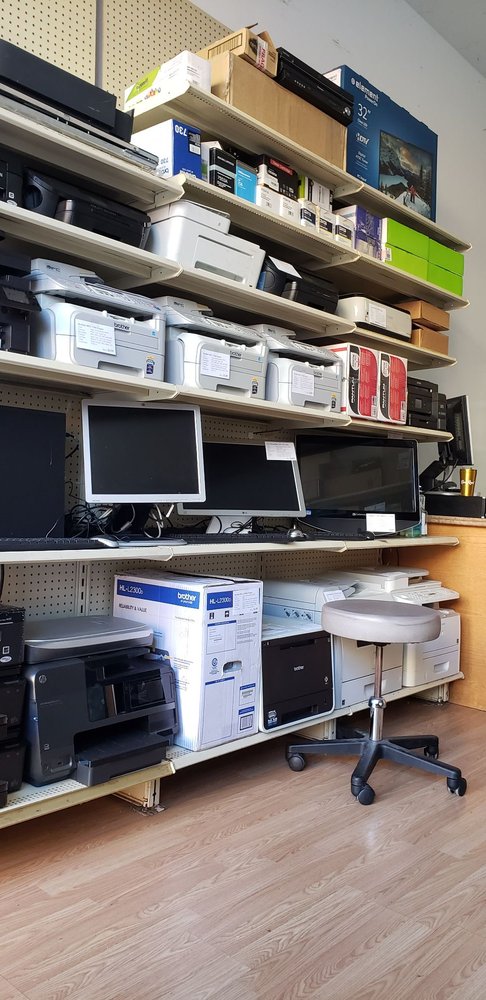 TECH BOX - Updated February 2026 - 24 Photos & 35 Reviews - 1623 E 55th ...