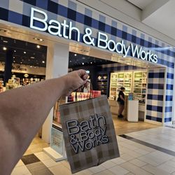 Bath & Body Works