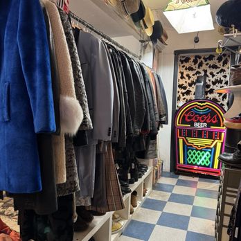 Gotta Have It - Women's Clothing Near Me - Venice, California Gotta Have It - Women's Clothing Near Me - Venice, California