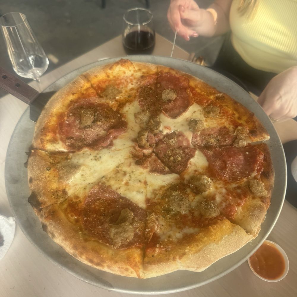 V Pizza Brier Creek + Flask - Chicken Wings Near Me - Raleigh, North Carolina