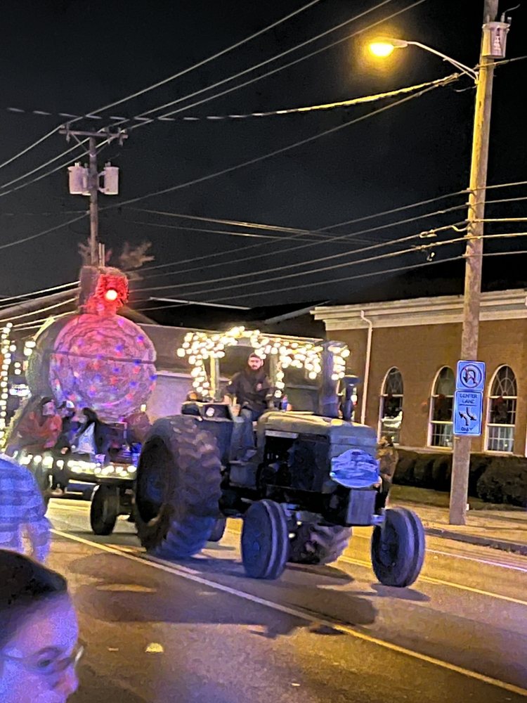 LIGHT UP SHEPHEDSVILLE 113 Photos 527 Frank E Simon Park