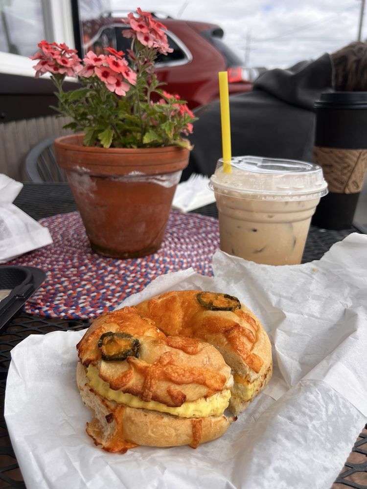 Main Street Espresso & Bakery Logo
