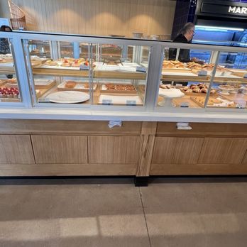 Paris Baguette - Coffee & Tea Near Me - San Diego, California Paris Baguette - Coffee & Tea Near Me - San Diego, California