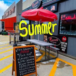 Rocco’s Italian Sausages & Cheese Steaks - Frente del negocio algo especial este lugar tenemos de todo para disfrutar en familia todo tipo de sandwiches