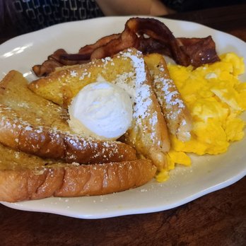 Lakewood Cafe - Breakfast & Brunch Near Me - Rowlett, Texas