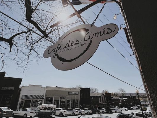 Cafe Des Amis by null