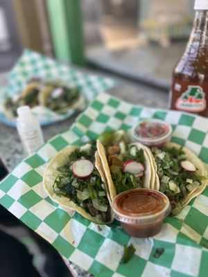 Super Tacos & Bakery I by null
