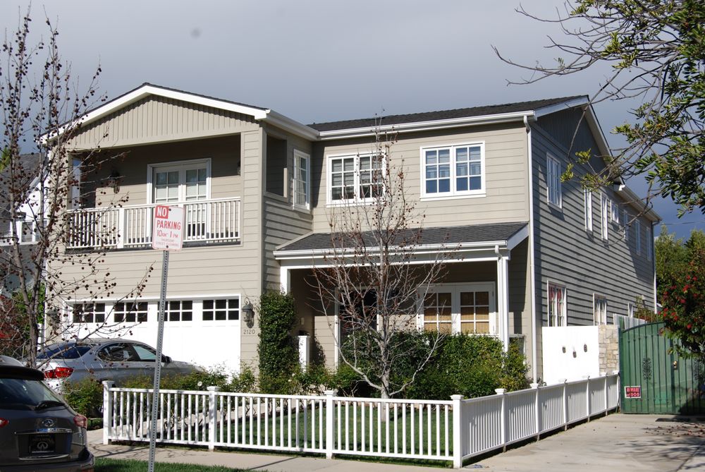 Slide of APR Roofing Solutions