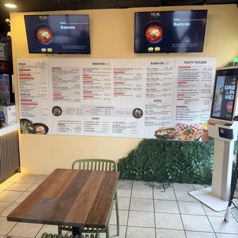 Phuhroo - Asian Fusion Near Me - Hackensack, New Jersey