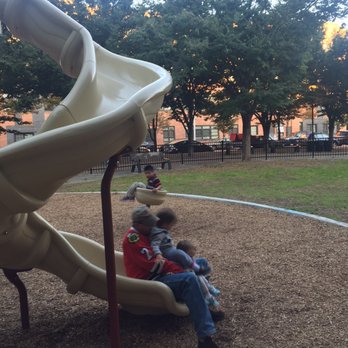 Thames Street Park - Huge grass area adjacent of playground - Parks Near Me - Baltimore, Maryland