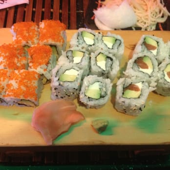 Restaurant Japon SamouraÏ - Makis au fromage, et makis royal avec oeufs de poisson. - Restaurants Near Me - Havre (Le), 76 Restaurant Japon SamouraÏ - Makis au fromage, et makis royal avec oeufs de poisson. - Restaurants Near Me - Havre (Le), 76