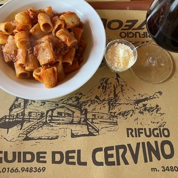 Rifugio Guide Del Cervino - Cafeteria Near Me - Valle d 'Aosta, VS Rifugio Guide Del Cervino - Cafeteria Near Me - Valle d 'Aosta, VS